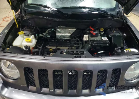 2016 Jeep Patriot Latitude z USA, uszkodzony, nr VIN 1C4NJPFA1GD731700